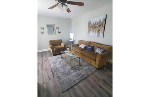Emporia House | WELCOME HOME!