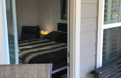 Bacliff Bed & Breakfast | Welcome to a boutique style room "Midnight Rush"