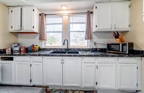 Akron House | Welcome to Akron: 5 Bedroom, 2 Bath