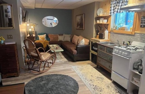 Wilmington Apartment | Welcome to "Down Under" the Hall's HousenA peaceful escape in Southern Vermont.