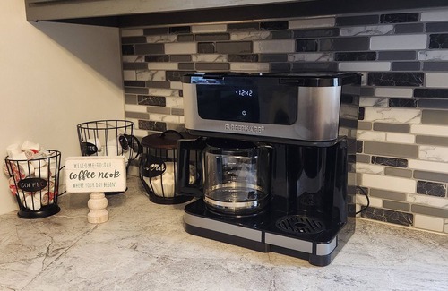 Niagara Falls Condo | Welcome to Harvest Haven's Sunflower Serenity