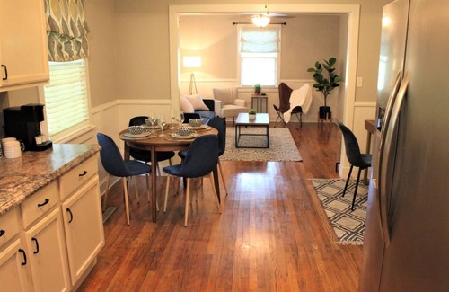 Columbus House | Welcome to Hilltop Cottage!
