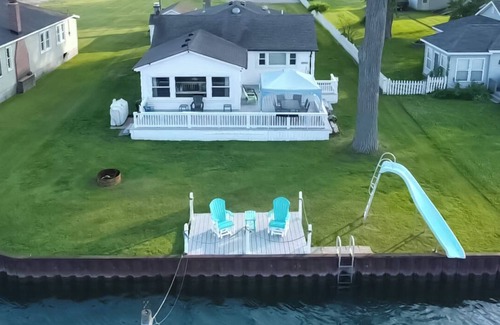 Anchorville House | Welcome to Island life!Charming waterfront home with amazing views of N. Channel
