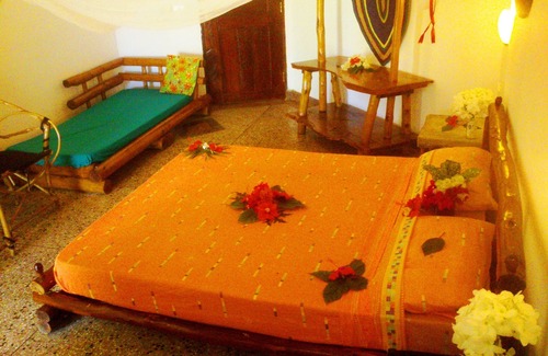 Jambiani Bed & Breakfast | Welcome to Kobe House, cozy solutions in beachfront properties.