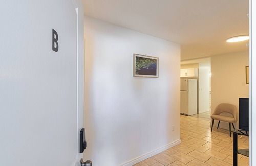 Burnaby House | Welcome to Main floor 2 Bedrooms Suite B &10 minutes walk from Metrotown Mall