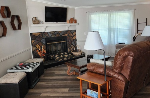 Corinth Other | Welcome to our charming farmhouse retreat nestled in the Kentucky countryside.