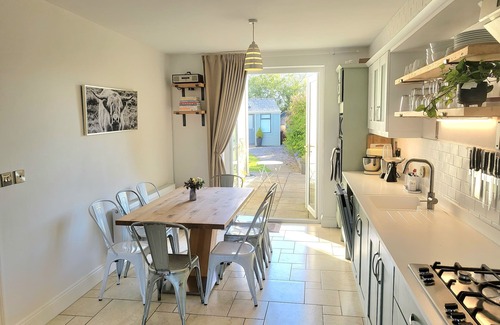 Dungarvan House | Welcome to our family home in the bustling seaside town of Dungarvan.