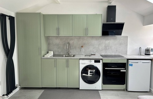 Kirkburton Apartment | Welcome to our lovely annex in the heart of Shelley, West Yorkshire!
