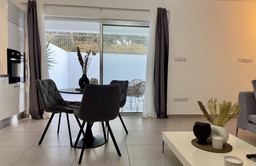 Aglantzia Apartment | Welcome to Our Luxurious 1-bedroom Private Residence With a Special Patio