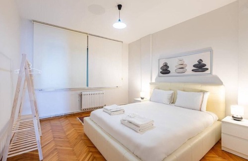 Inegeul Apartment | Welcome to our peaceful bright centrally-located home in the heart of Uskudar