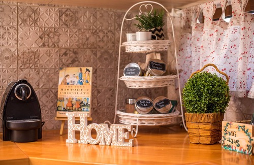 Kallithea House | Welcome to our Warm and Welcoming Home - Perfect for Family and Friends!