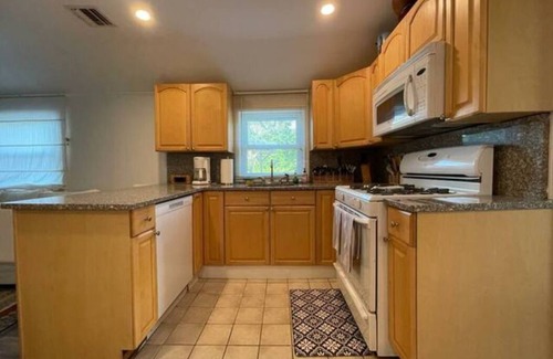 Keansburg Cottage | Welcome to Paradise! The perfect beach cottage!