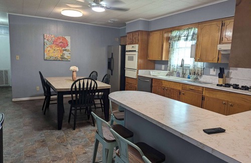 Moreauville House | Welcome to Satsuma Serenity