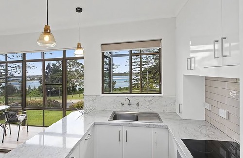 Urunga Apartment | Welcome to Sea Lido Urunga – With spectacular views of the estuary and park