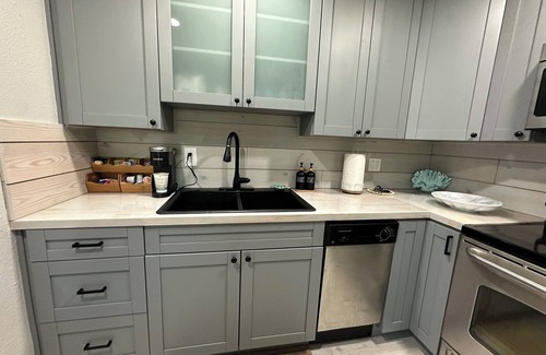 Coquina Key Condo | Welcome to Starfish Hideaway!