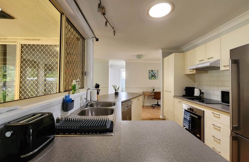 Bray Park House | Welcome to the Cosy Family Escape