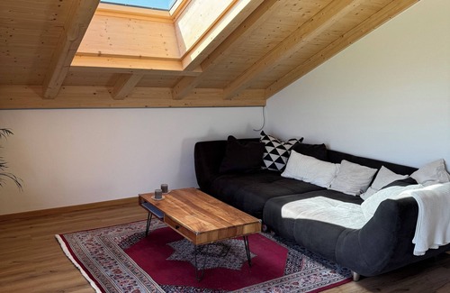 Schraden Apartment | Welcome to the "Gams im Glück" vacation apartment - Allgäu mountain view included