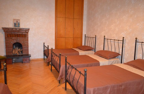 Sololaki Apartment | Welcome To The Historic Centre Of Tbilisi.