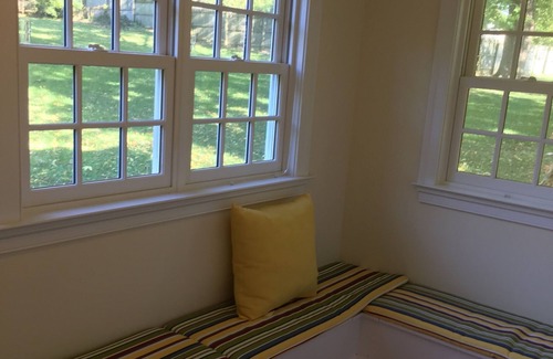Warrenton Cottage | Welcome to the “old town cottage”