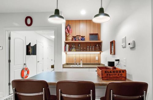 Lauderdale Lakes House | Welcome to The Robin!