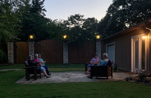 Dogwood House | Welcome to the serene setting of Lake Cypress Retreat!