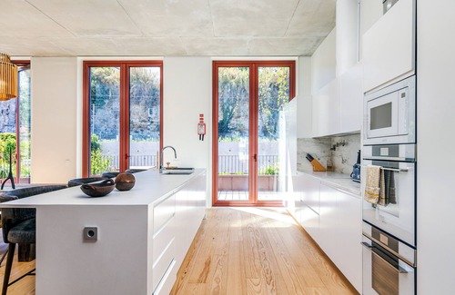 Marvila Apartment | Welcome to the tranquil and captivating Jungle Lofts