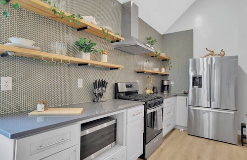 Rex House | Welcome to the Urban Jungle