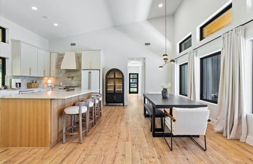 Pottsboro House | Welcome to The Yellowpine Retreat – Your Luxury Lakefront Retreat Lake Texomann