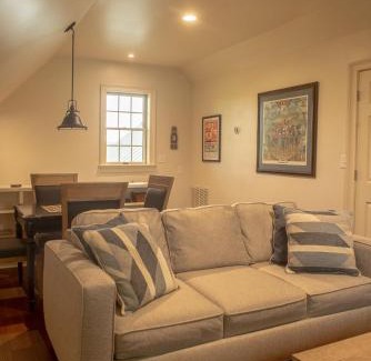 Benton House | Welcome Valley Farm