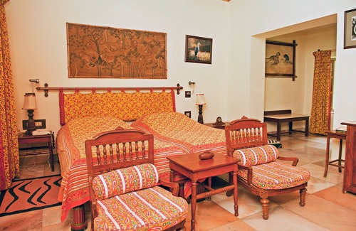 Desuri Hotel | WelcomHeritage Maharani Bagh Orchard Retreat
