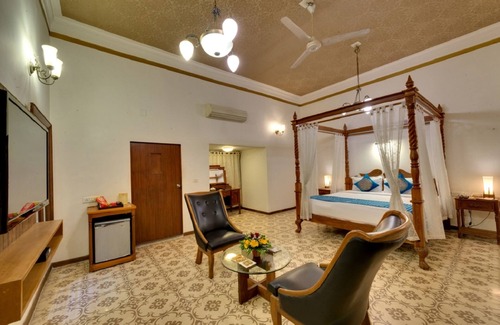 Paldi Hotel | WelcomHeritage Mani Mansion