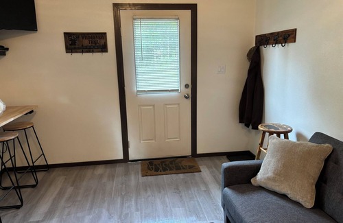 Kenai Cabin | Welcoming 1-bedroom cabin in Kenai