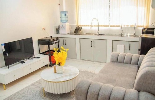 Kisumu House | Welcoming 3-bedroom house 3 units