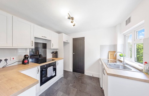 Willesborough House | Welcoming 3-Bedroom House with WiFi in Charming Ashford