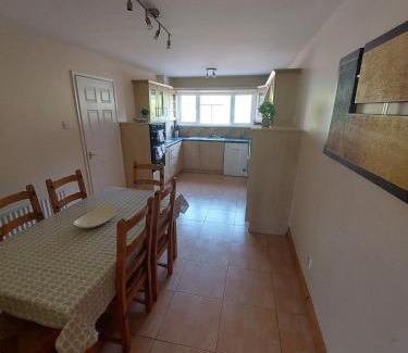 Lisnaskea House | Welcoming 4 bedroom townhouse with free parking on premises