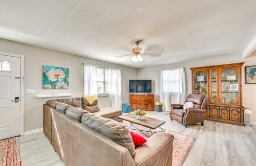 Rutland House | Welcoming Kentucky Home with Sprawling Views!