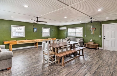 Tow House | Welcoming Tow Home about 1 Mi to Lake Buchanan!