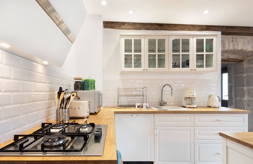 Cenans Cottage | Well-being house by the river