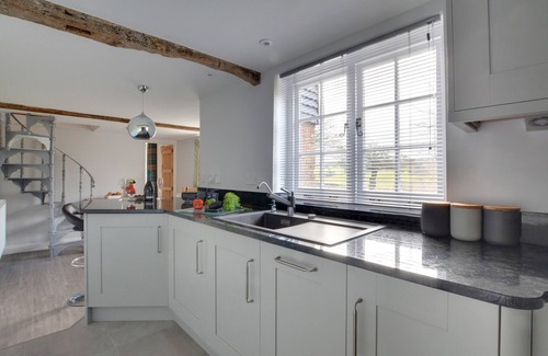 Denton House | Well Cottage - One Bedroom House, Sleeps 2