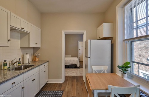 Bethlehem Apartment | Well Decorated Apartment in Historic Bethlehem - 2 Night Min