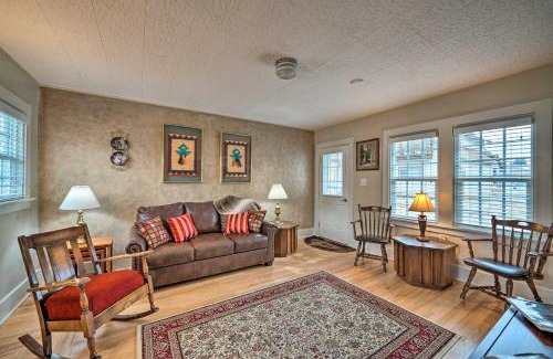 Cody House | Well-equipped Cody Cottage 2 Miles to Cody Rodeo!