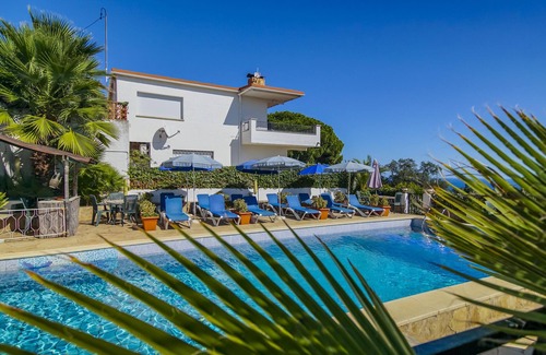 Canyelles House | Well-kept house with wonderful sea views and communal pool