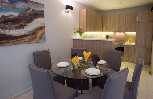 Kariotai Apartment | Well located 2BR apartment in Lefkada