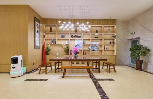 Xincheng District Hotel | Wellay Hotel Hohhot Xinhua Plaza