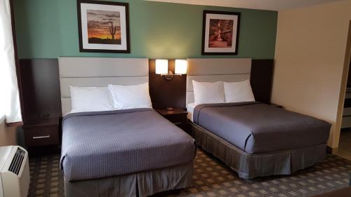 Bracebridge Hotel | Wellington Inn