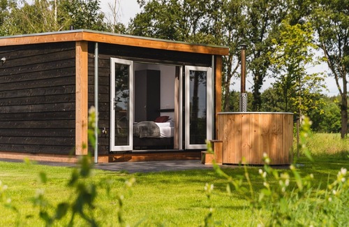 Municipality of Rijssen-Holten Cottage | Wellness chalet with sauna, on the Holterberg