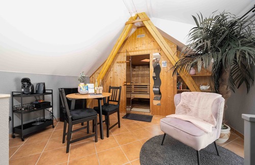 Bruck in der Oberpfalz House | Wellnesshaus Sandmühle - with private sauna