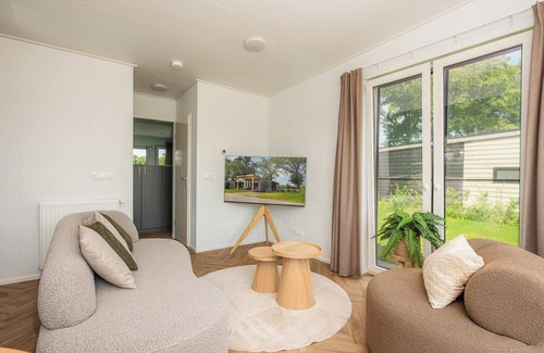 Municipality of Rijssen-Holten Resort | Wellness Lodge jacuzzi, sauna and sunsho