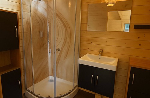 Parthenstein Apartment | Wellness Massage Sauna Holiday apartment Whirlpool Incl. beer dispenser