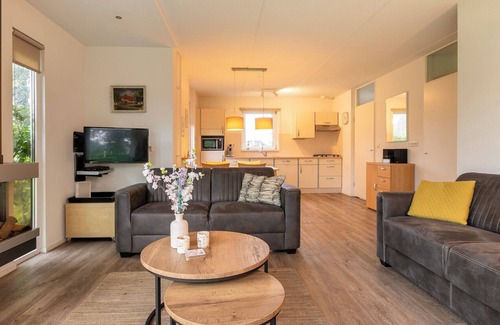 Eernewoude Cottage | Wellness Wâldbungalow 4